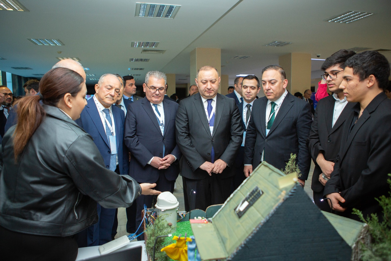 “Davamlı İnkişaf Strategiyası: Qlobal trendlər, milli təcrübələr və yeni hədəflər” adlı III Beynəlxalq Konfrans öz işinə başlayıb