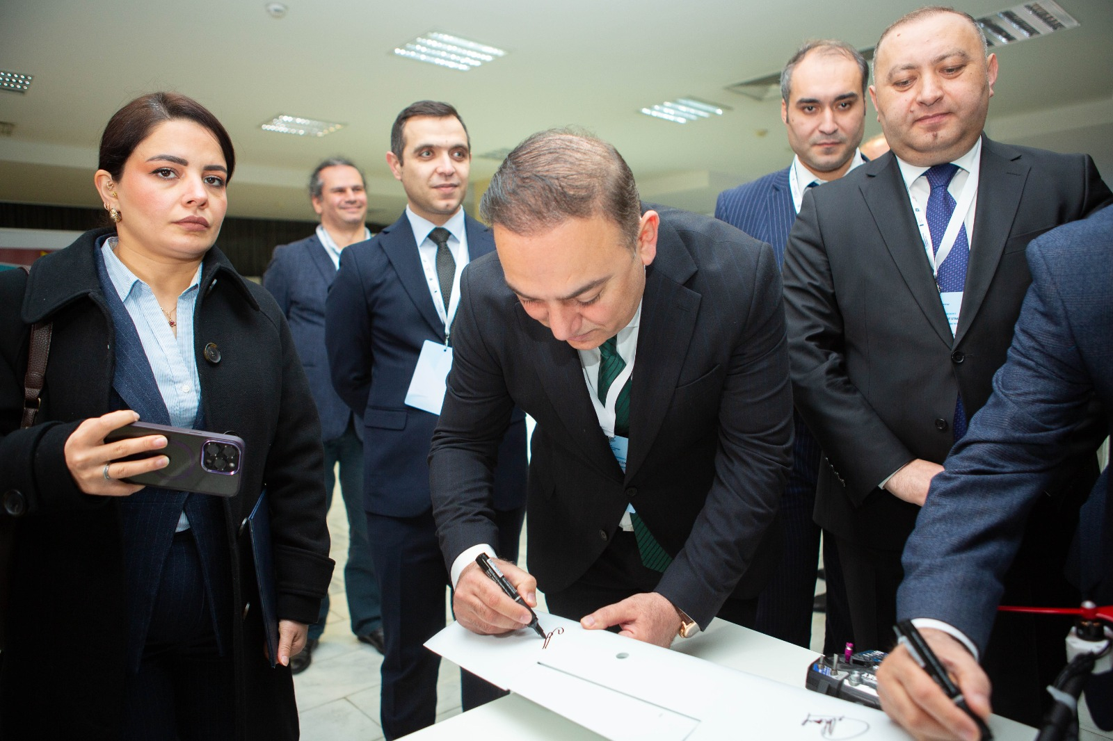 “Davamlı İnkişaf Strategiyası: Qlobal trendlər, milli təcrübələr və yeni hədəflər” adlı III Beynəlxalq Konfrans öz işinə başlayıb