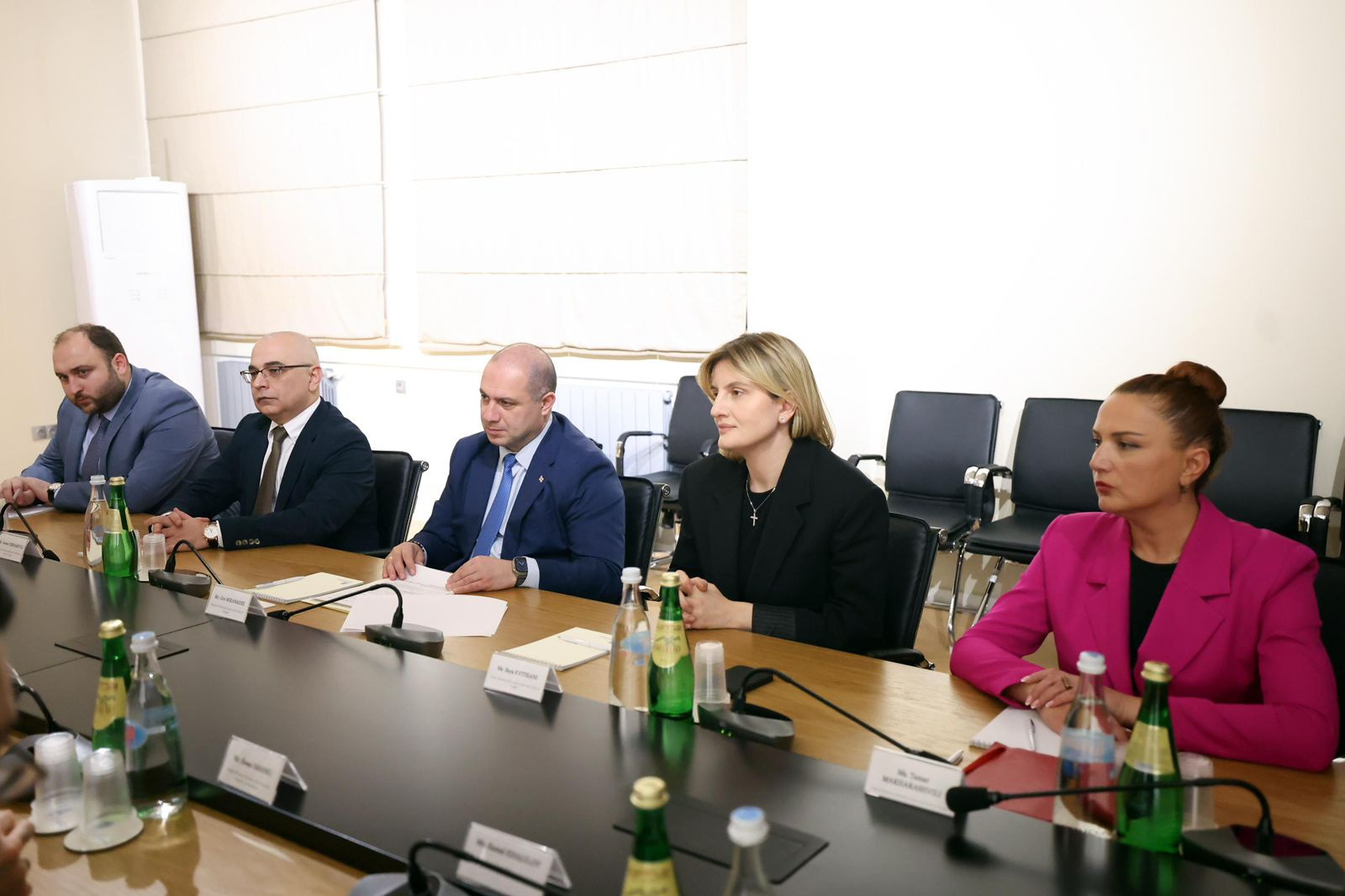 Emin Əmrullayev Gürcüstanın təhsil, elm və gənclər naziri ilə görüşüb