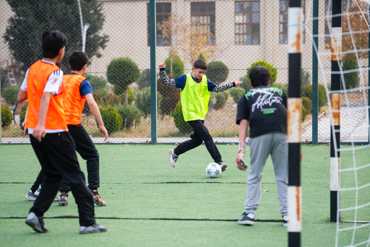 “Məktəbli Kuboku” turnirinin açılışı baş tutub