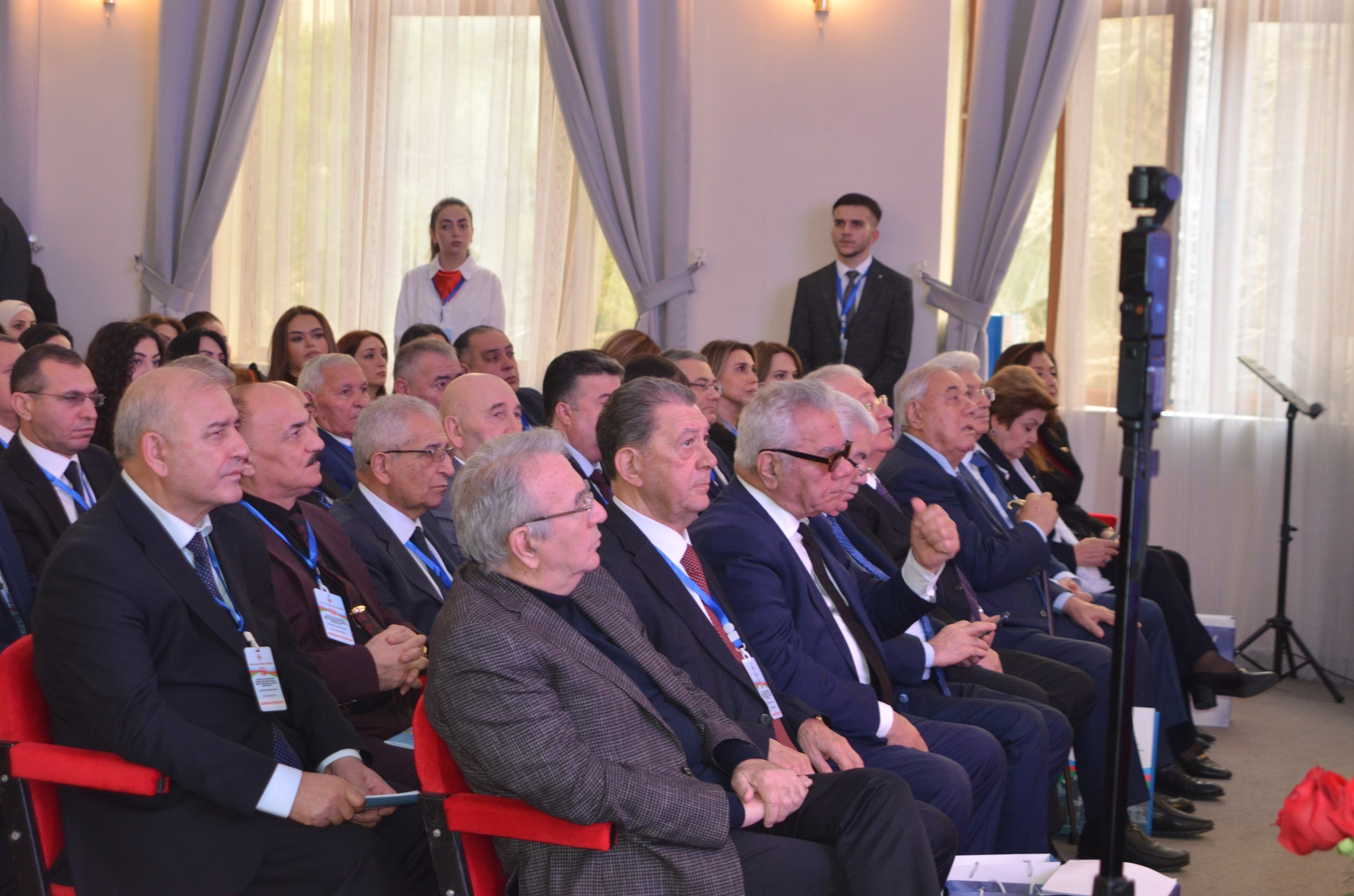 Azərbaycan Kooperasiya Universitetinin 60 illiyinə həsr edilən konfrans keçirilib