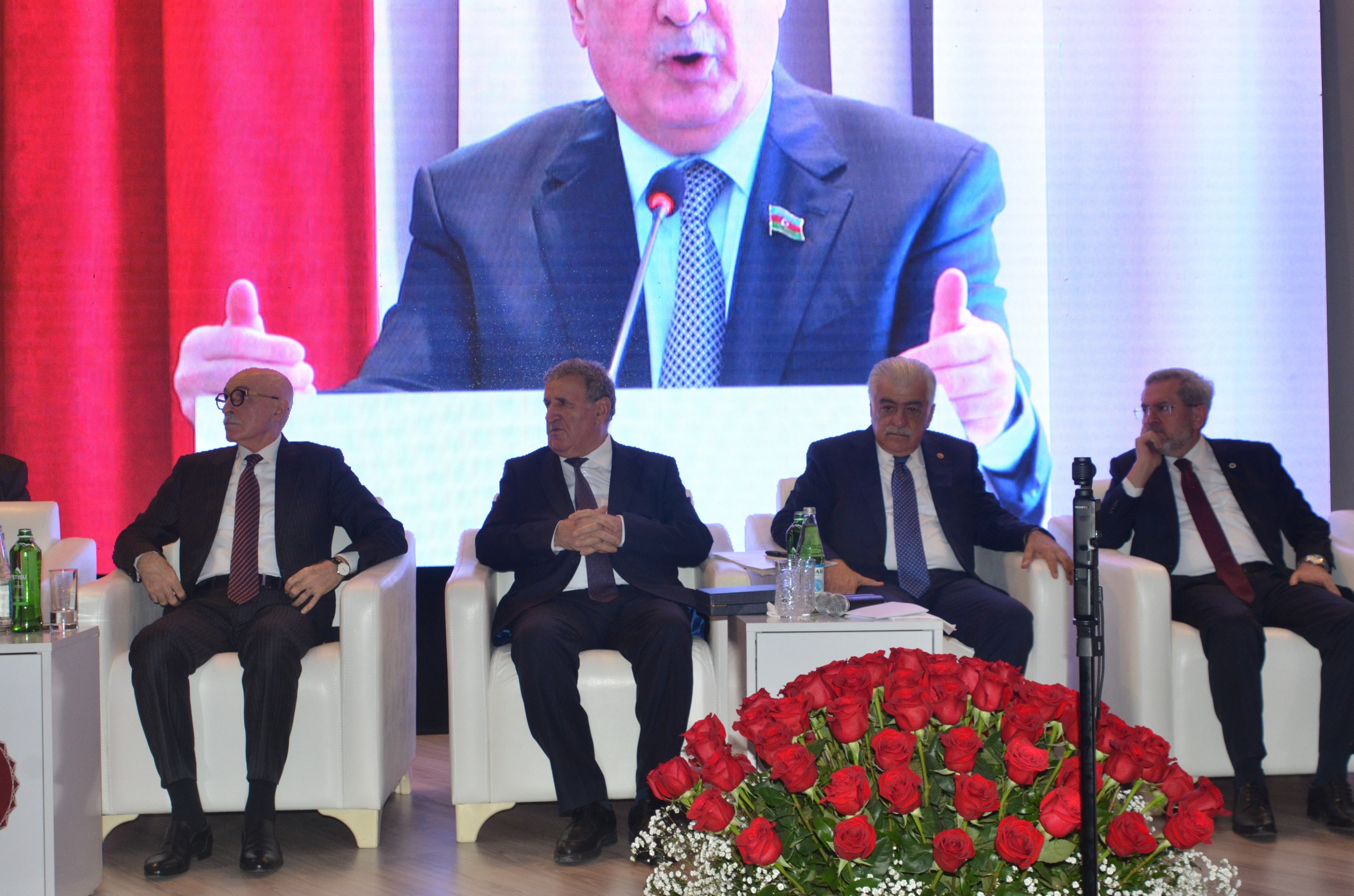 Azərbaycan Kooperasiya Universitetinin 60 illiyinə həsr edilən konfrans keçirilib