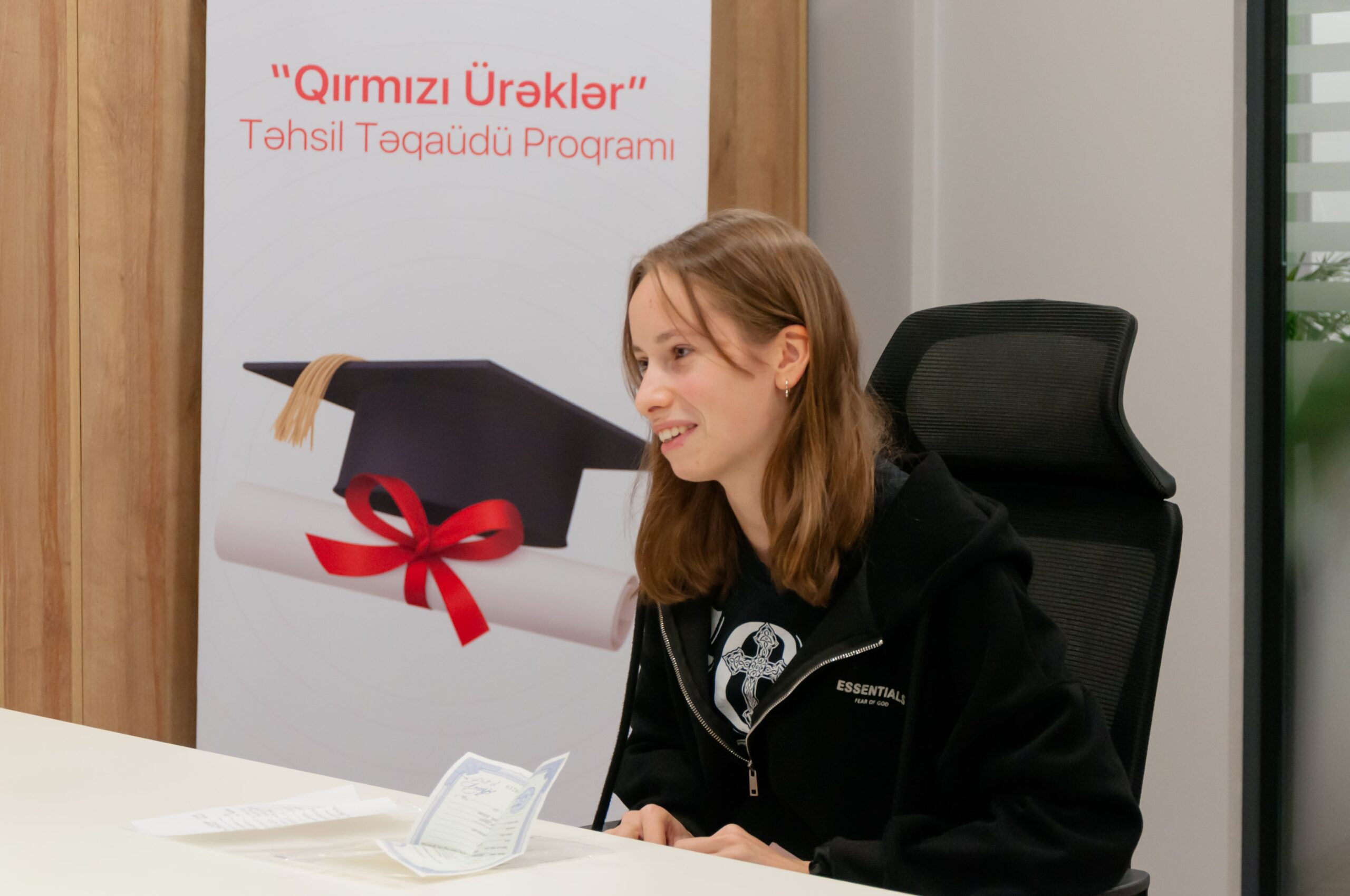 “Qırmızı Ürəklər” təqaüd proqramının müsahibə mərhələsi başlayıb