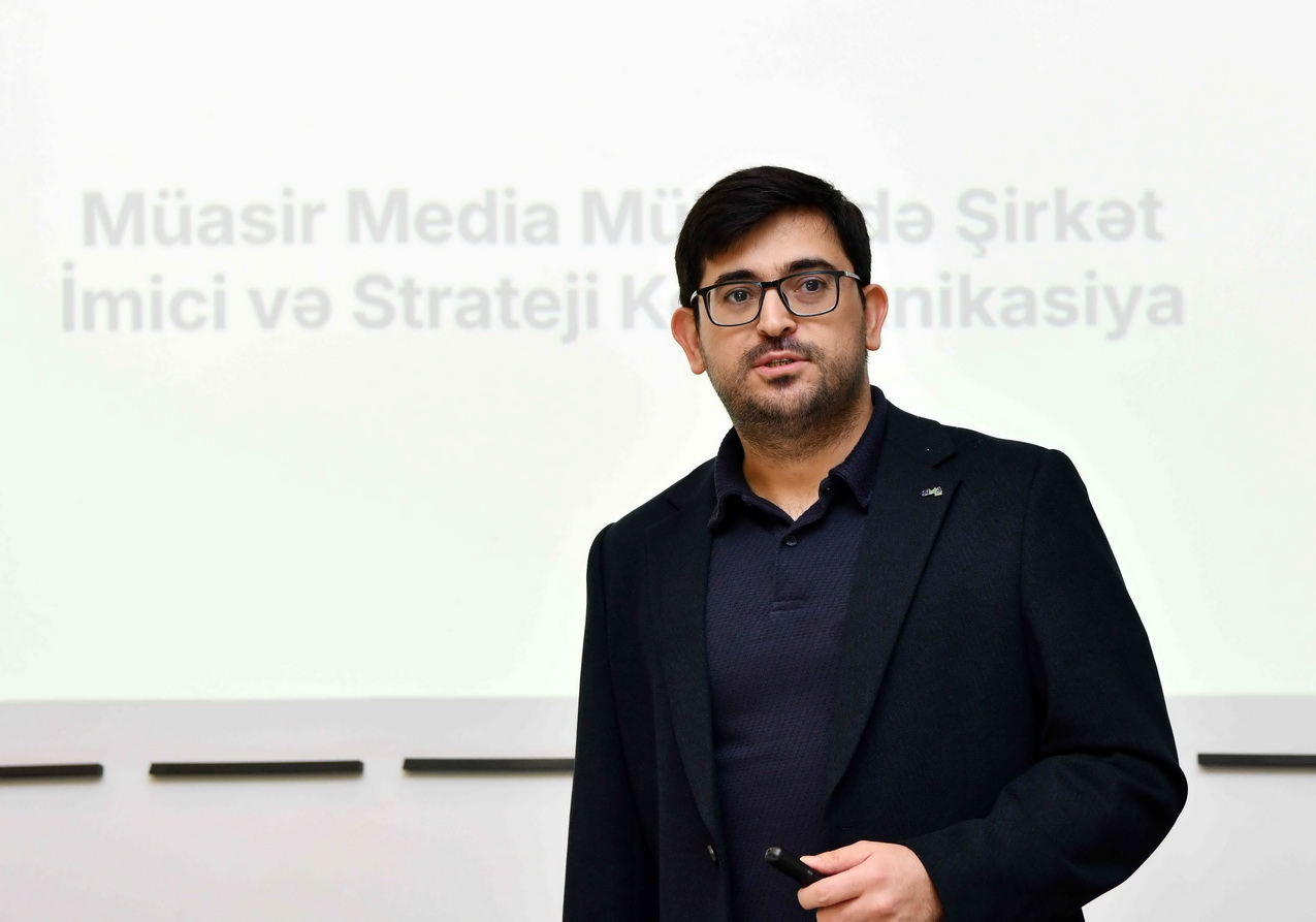 ADNSU-da “Rəqəmsal dövrdə kommunikasiya və informasiya təhlükəsizliyi” mövzusunda təlim keçirilib