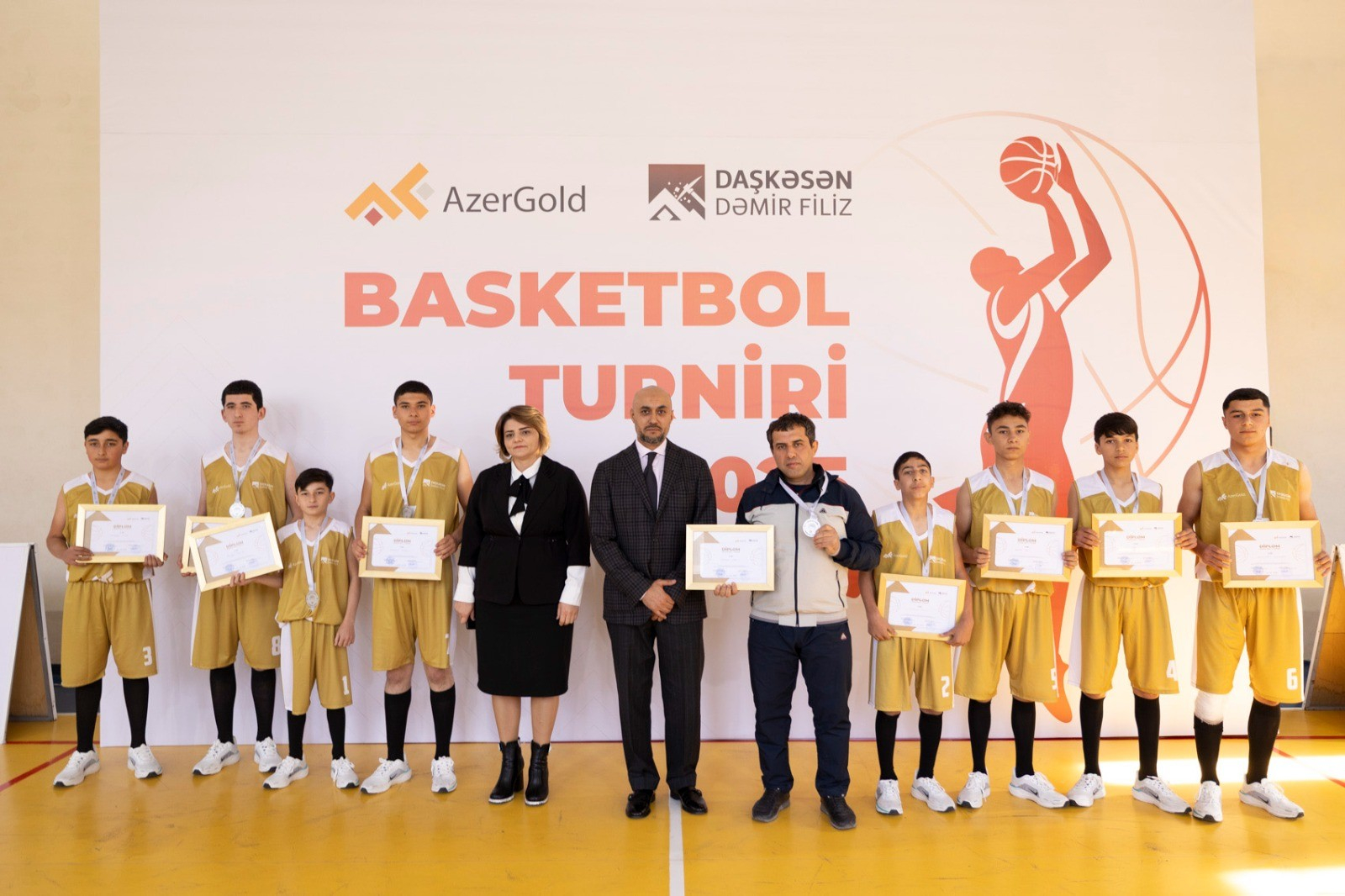 Daşkəsəndə məktəblilər arasında basketbol turniri keçirilib