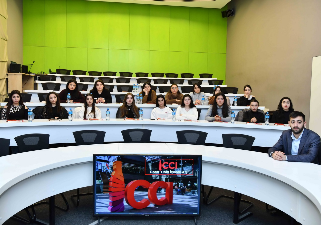 ADNSU-da qız tələbələr üçün təqaüd proqramı üzrə infosessiya keçirilib