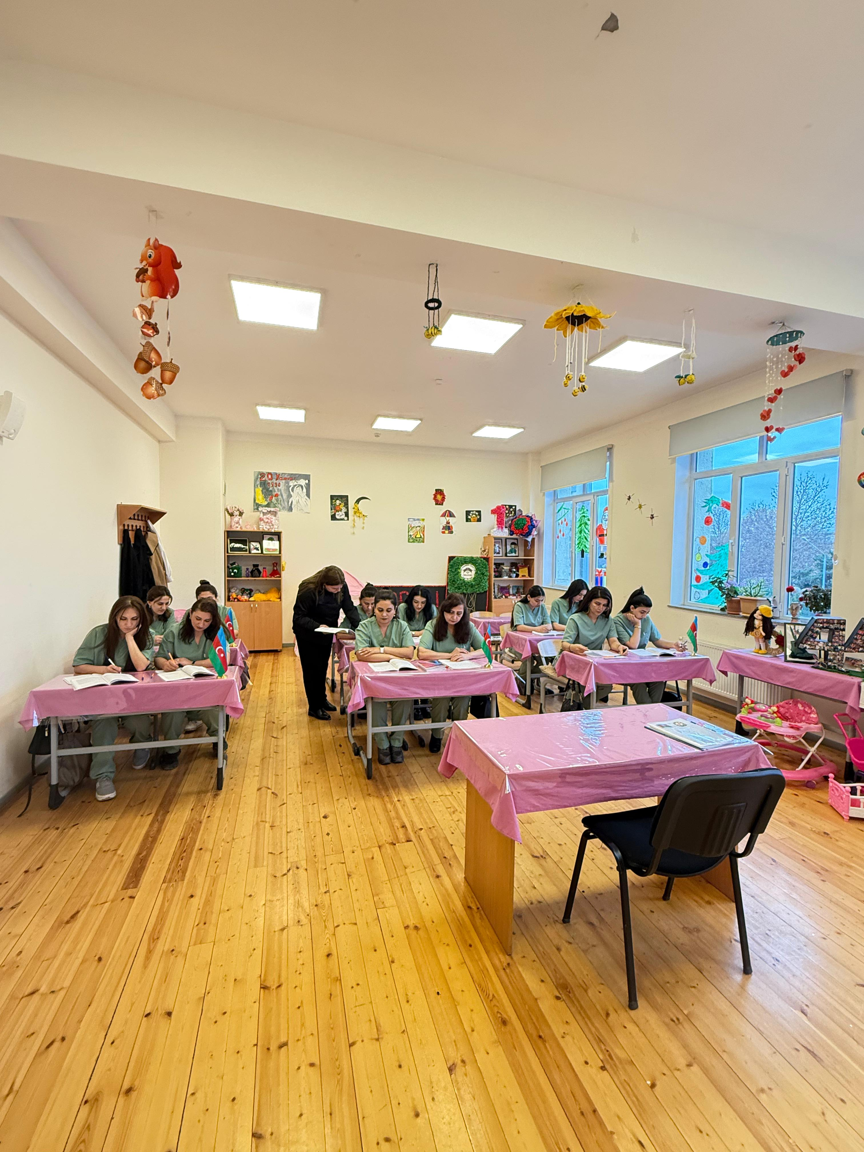 Tələbələrin şikayəti qəzetdə işıqlandırıldı