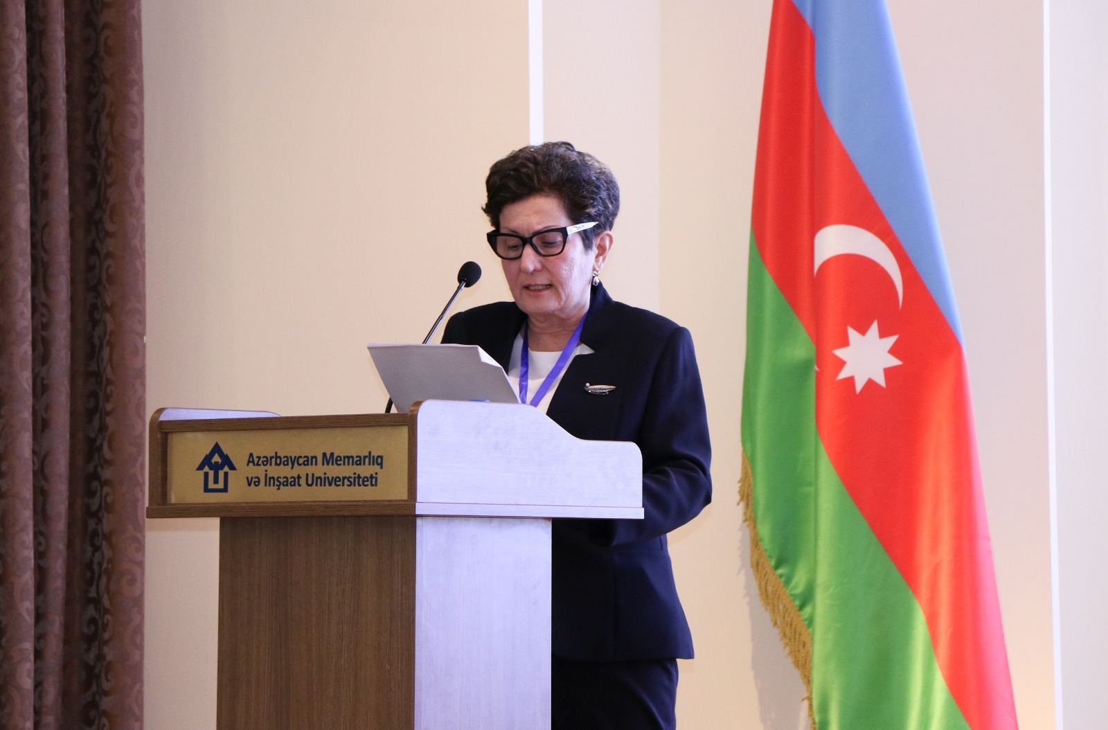 AzMİU-da “Azərbaycanda memarlıq təhsilinin dünəni, bu günü və gələcəyi” konfransı keçirilib