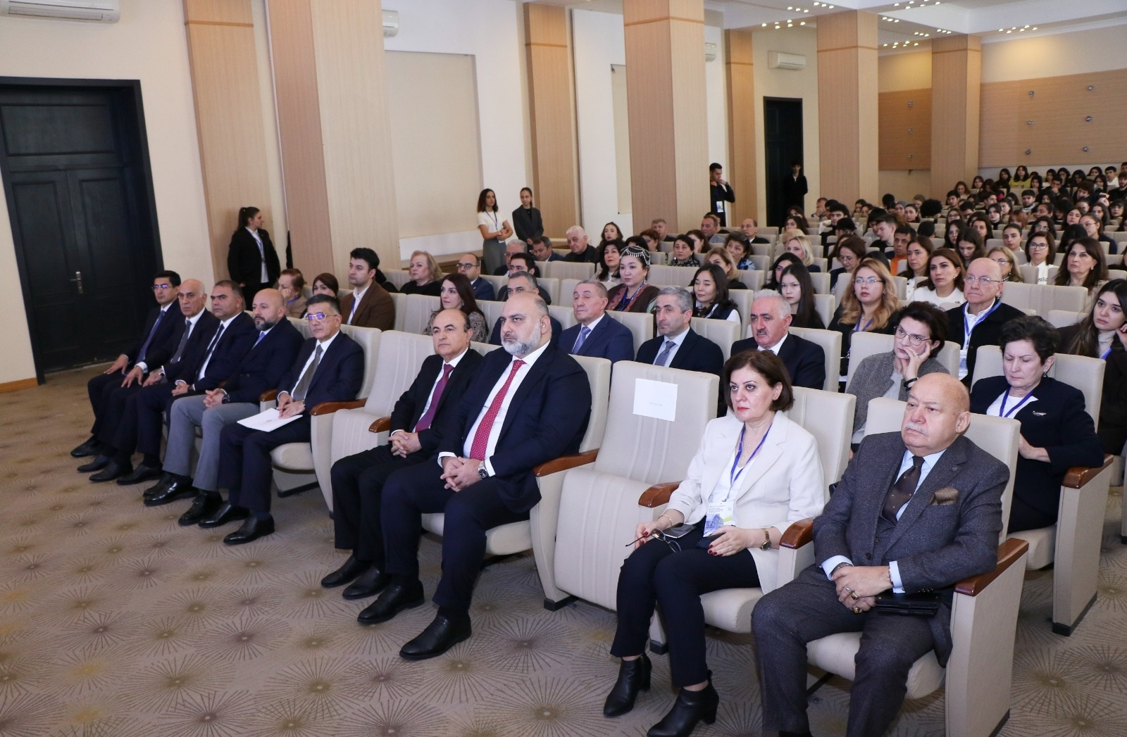 AzMİU-da “Azərbaycanda memarlıq təhsilinin dünəni, bu günü və gələcəyi” konfransı keçirilib