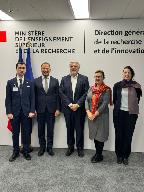 Parisdə UFAZ-ın perspektivlərinə dair fikir mübadiləsi aparılıb