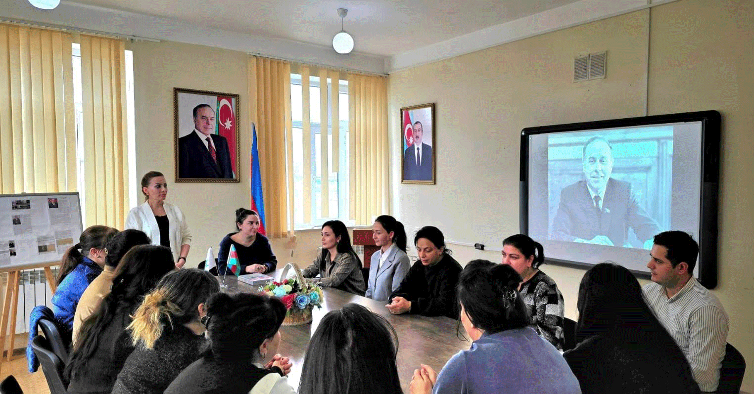 Məktəblərdə Heydər Əliyevin xatirəsinə həsr olunmuş tədbirlər keçirilib