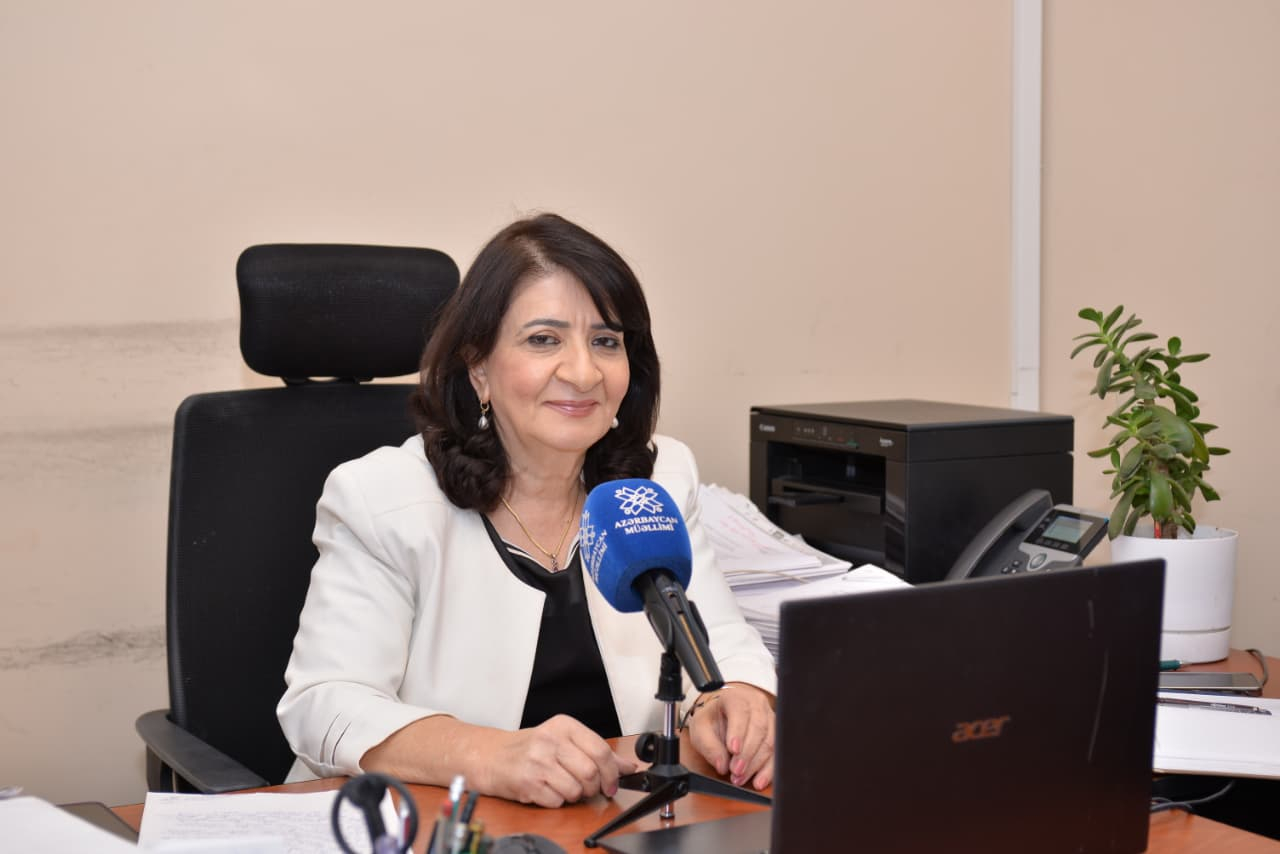 İlk iş günümü bugünkü kimi xatırlayıram