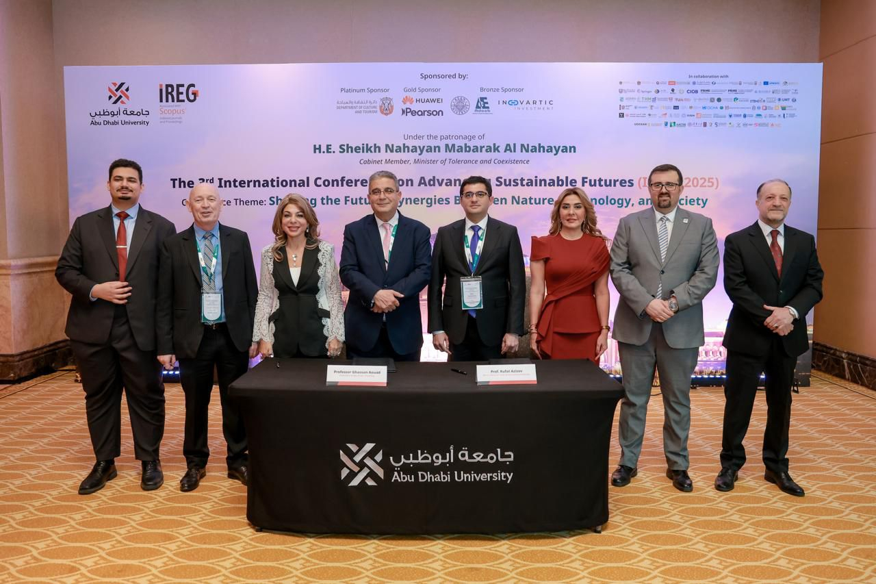 ADNSU-nun rektoru BƏƏ-də keçirilən III Beynəlxalq Konfransda çıxış edib