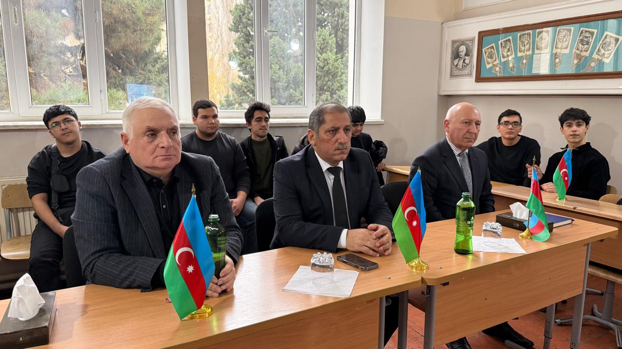 Sənaye və Texnologiya Kollecində Heydər Əliyevin anım günü qeyd edilib