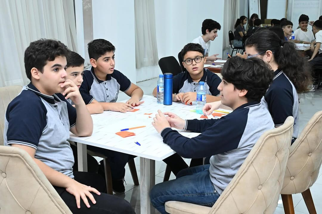 “Məktəbli Liqası” layihəsi ölkə üzrə uğurla davam edir