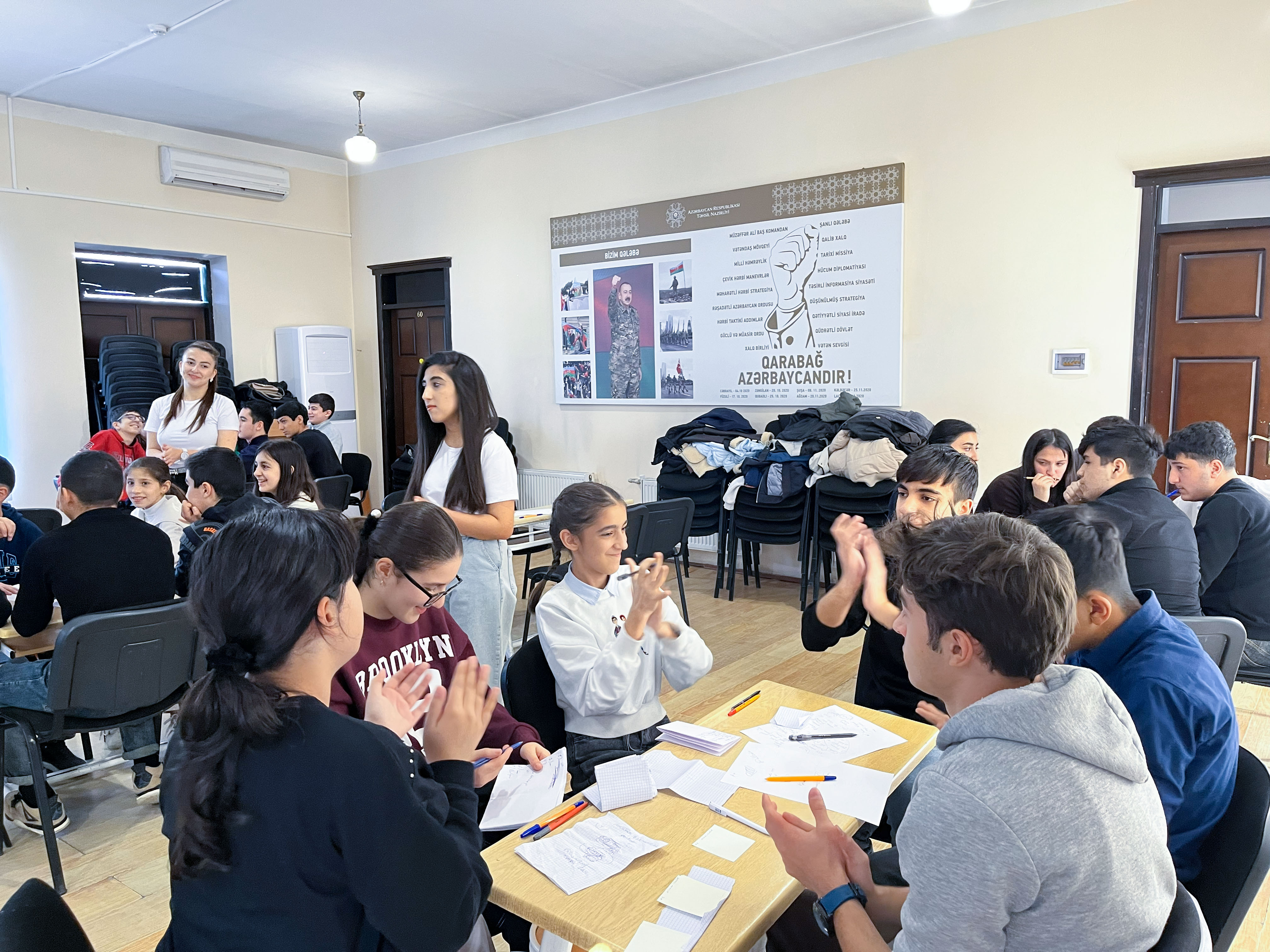 “Məktəbli Liqası” layihəsi ölkə üzrə uğurla davam edir