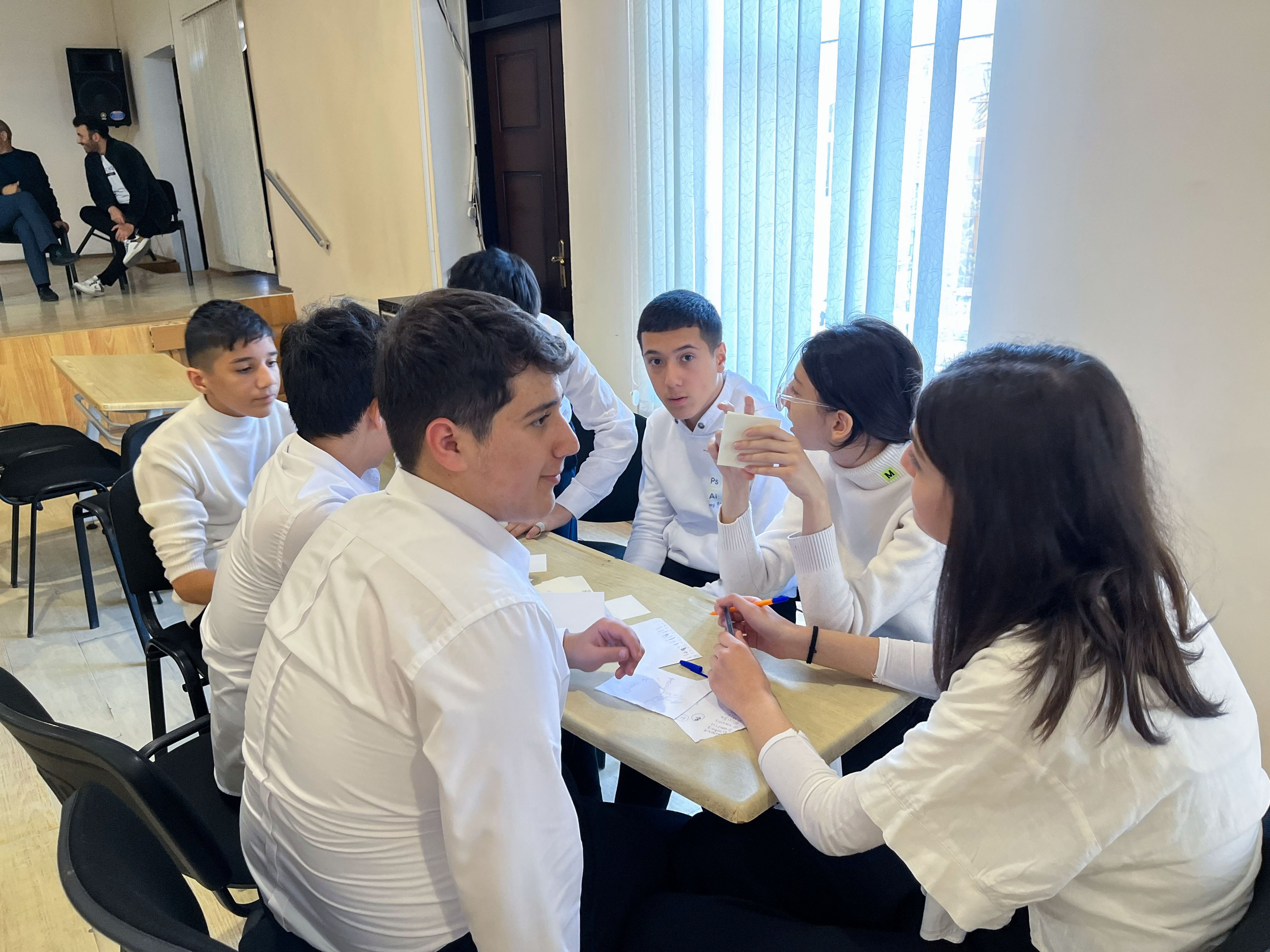 “Məktəbli Liqası” layihəsi ölkə üzrə uğurla davam edir