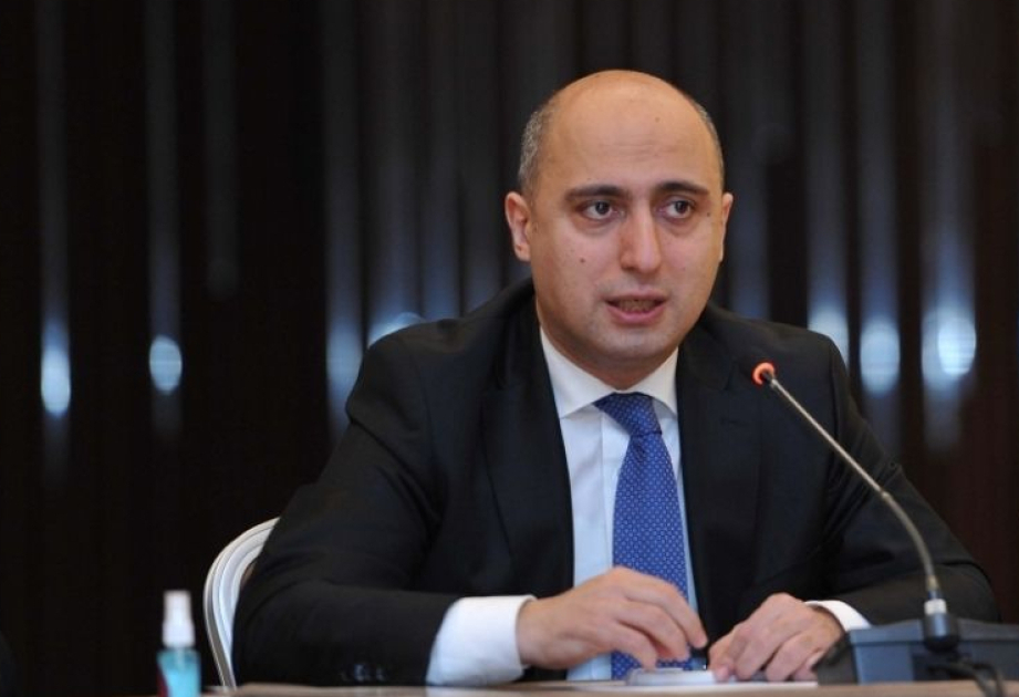 “Müəllim” sözünü düzgün yaza bilməyən müəllimlərlə sağollaşmışıq - Nazir