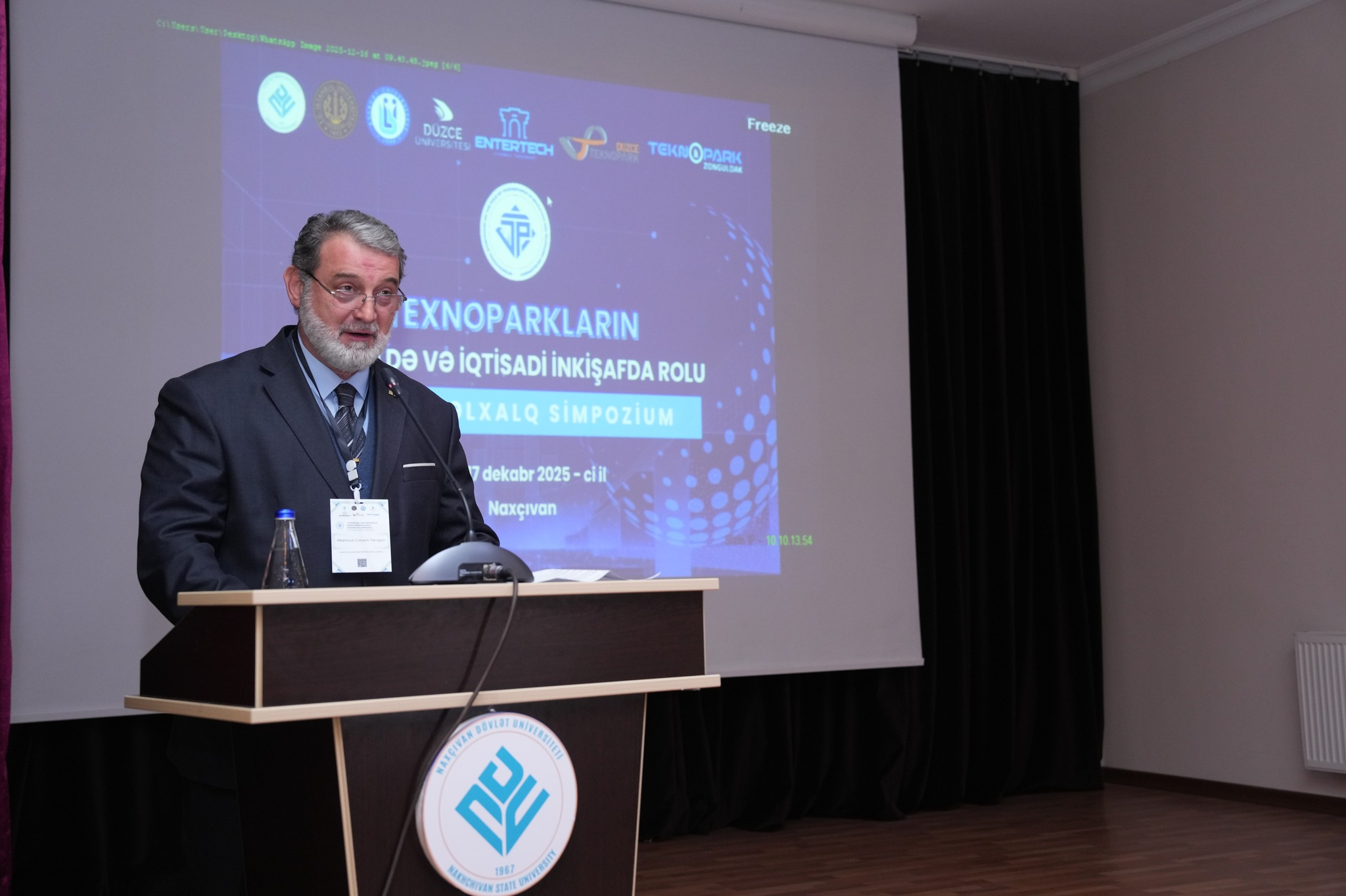 NDU-da “Texnoparkların təhsildə və iqtisadi inkişafda rolu” simpoziumu keçirilib