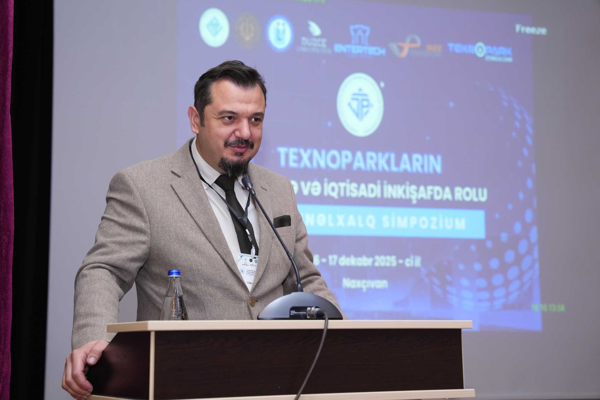 NDU-da “Texnoparkların təhsildə və iqtisadi inkişafda rolu” simpoziumu keçirilib