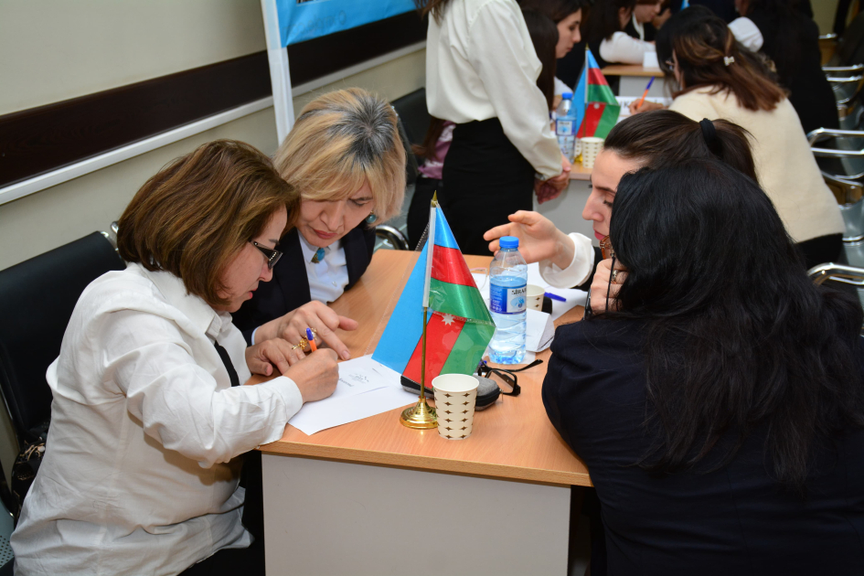 Qazaxda müəllimlər arasında intellektual bilik yarışı təşkil edilib