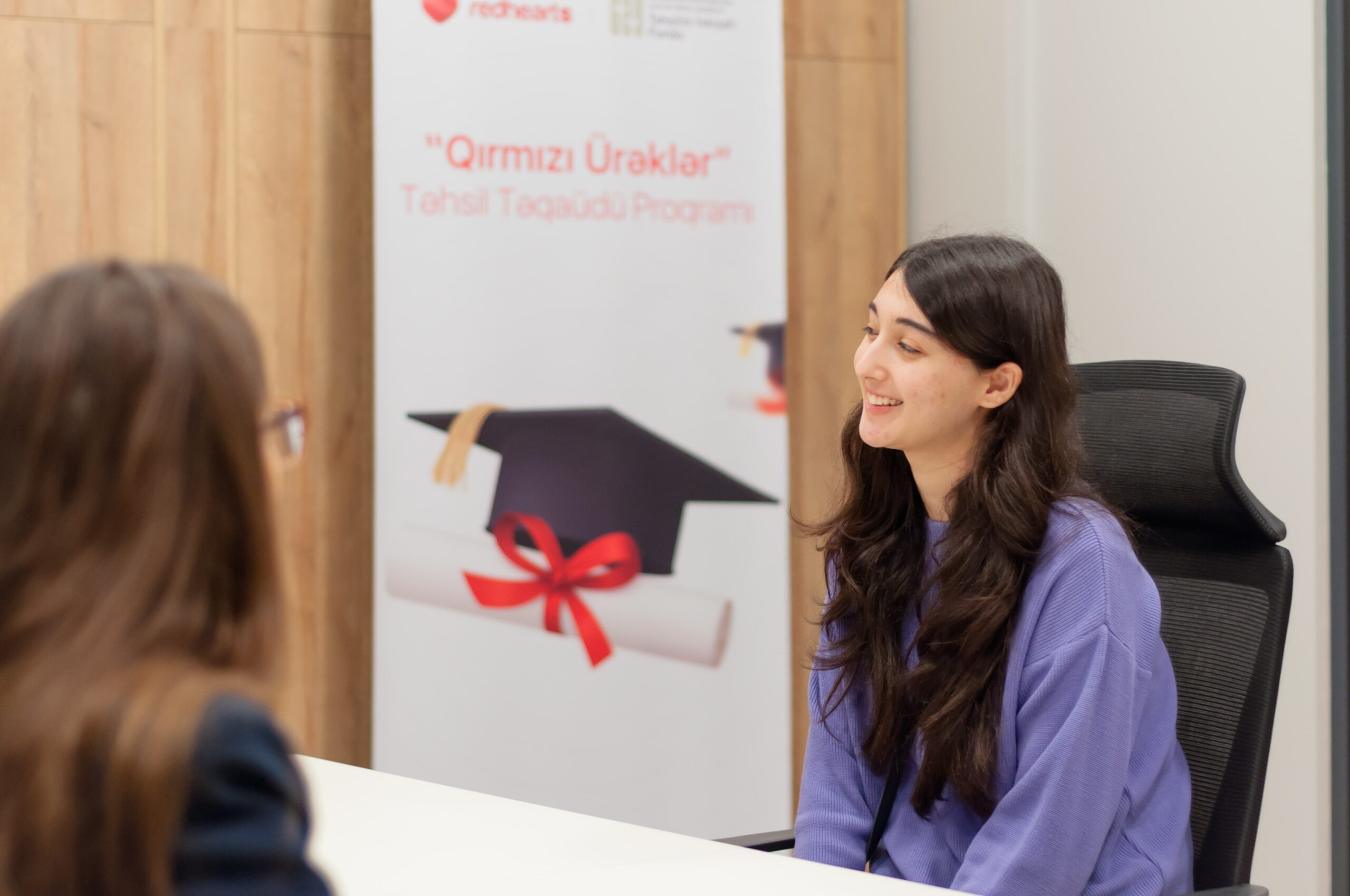 “Qırmızı Ürəklər” təqaüd proqramının müsahibə mərhələsi yekunlaşıb