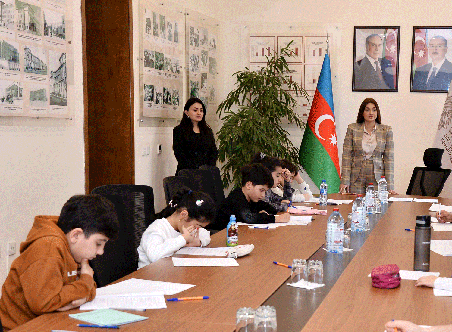 Məktəbi vaхtından əvvəl bitirmək istəyən şagirdlər imtahan veriblər