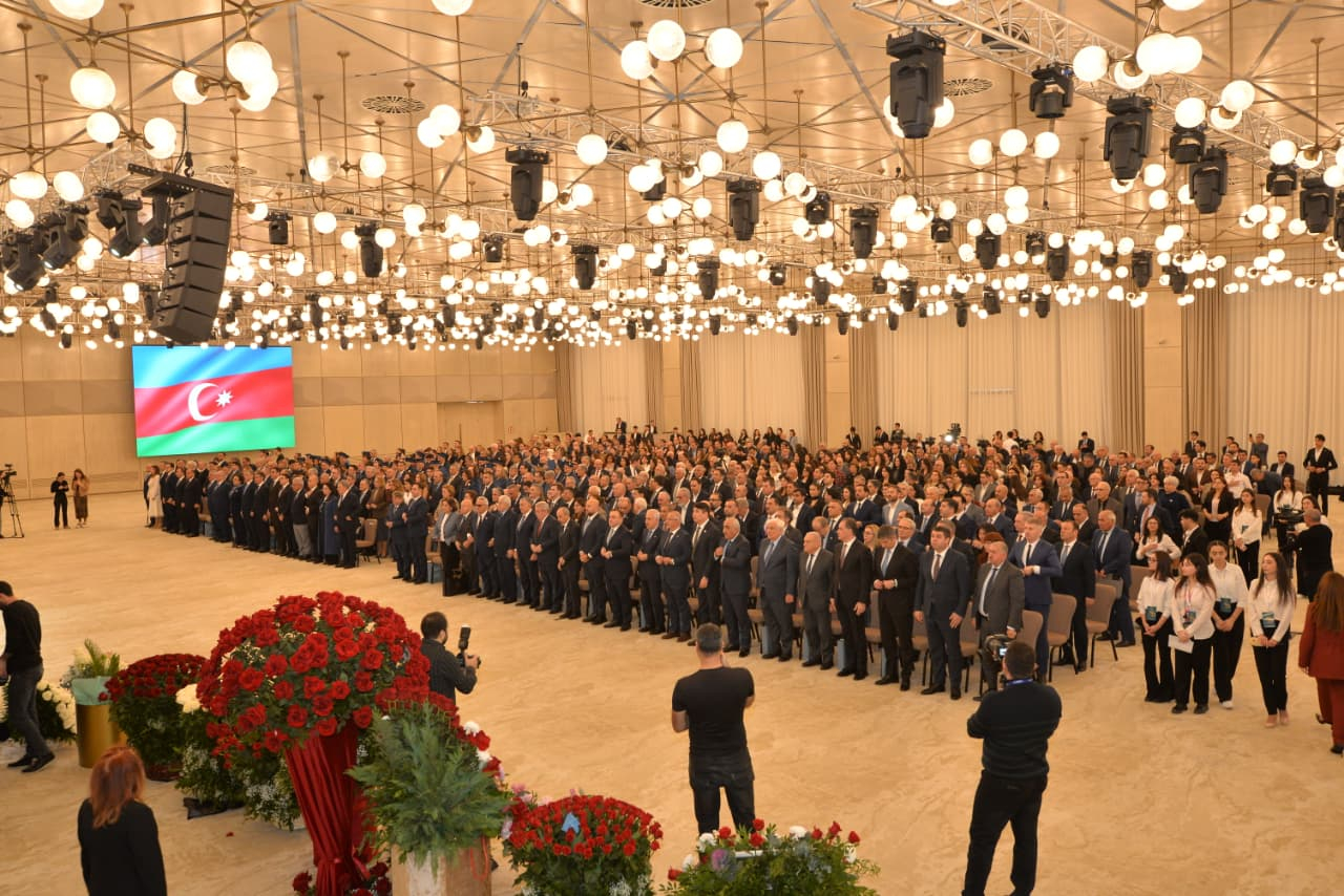 AzMİU-nun 50 illik yubileyi təntənəli şəkildə qeyd olunub