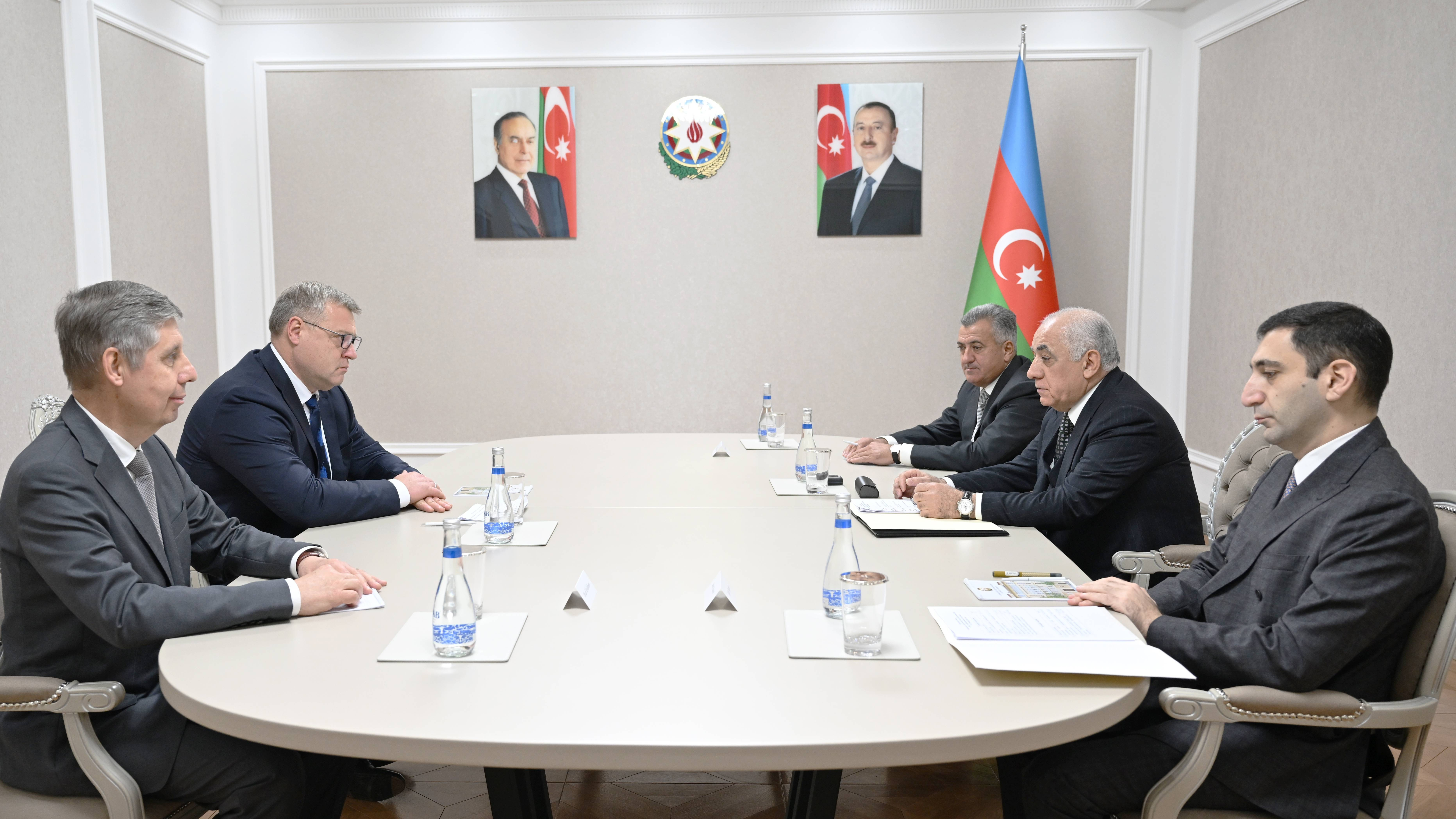 Əli Əsədov Rusiyanın Həştərxan vilayətinin qubernatoru ilə görüşüb