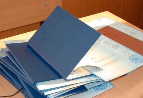 İkili diplom proqramları üzrə xarici ali məktəblərin seçimi təsdiqlənib