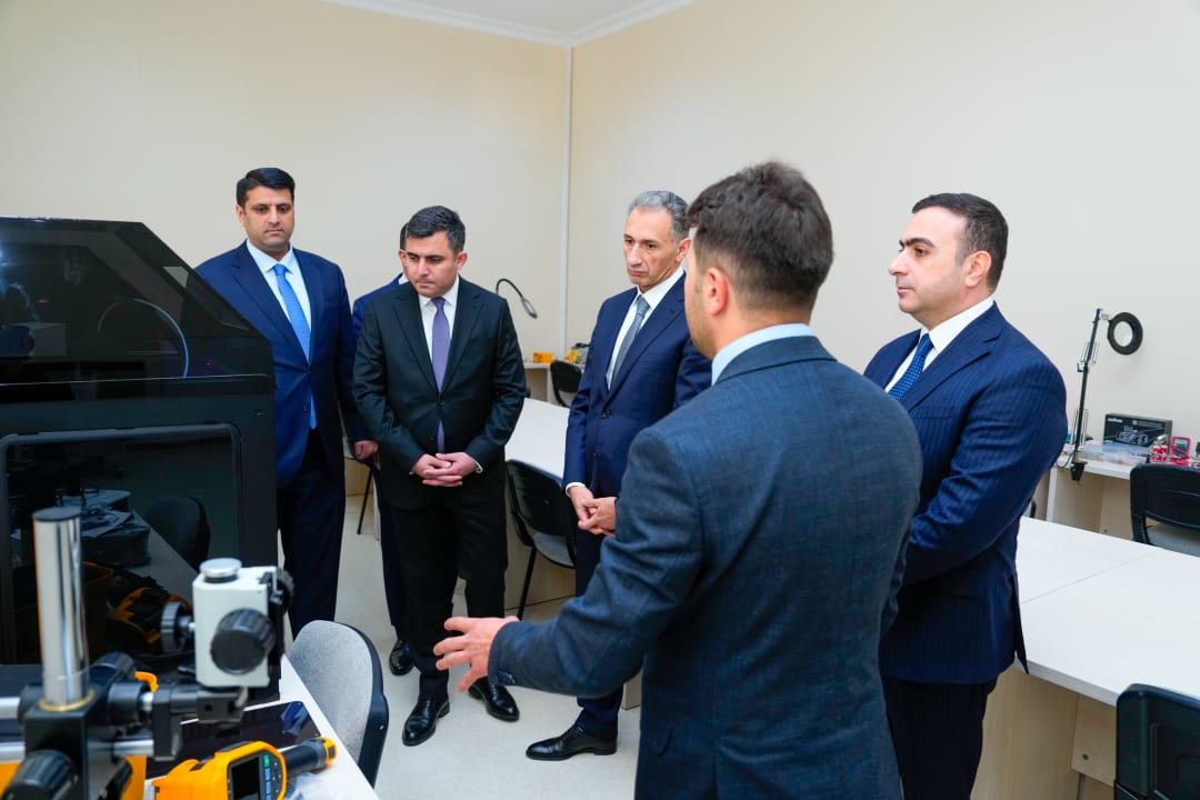 NDU-da İnnovasiya Mərkəzinə baxış keçirilib