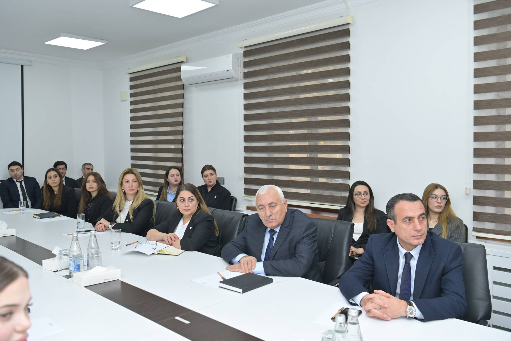 Peşə Təhsili üzrə Dövlət Agentliyinin yeni direktoru kollektivə təqdim olunub