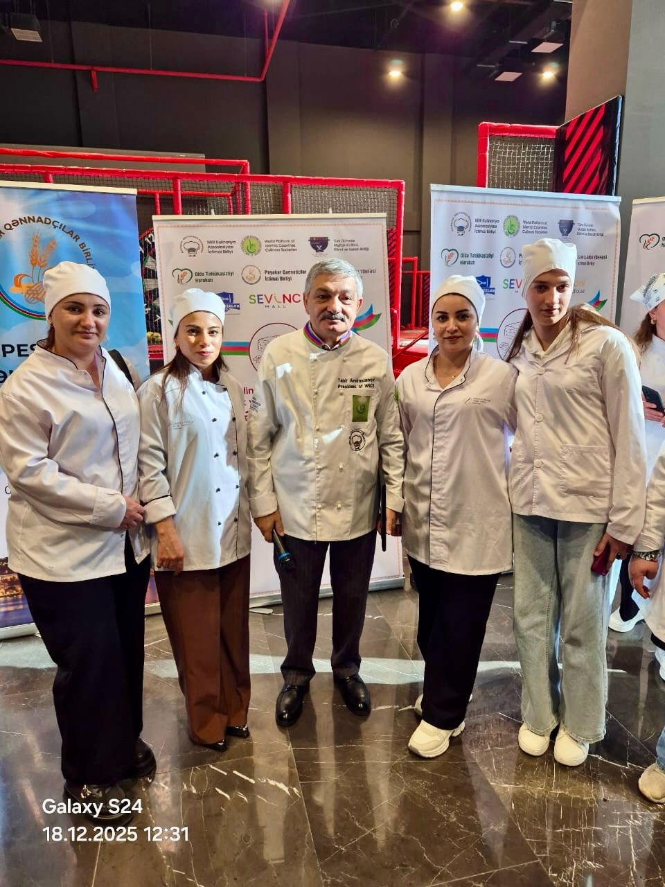 Qəbələ Peşə Mərkəzinin tələbələri  kulinariya yarışında birincilik qazanıblar