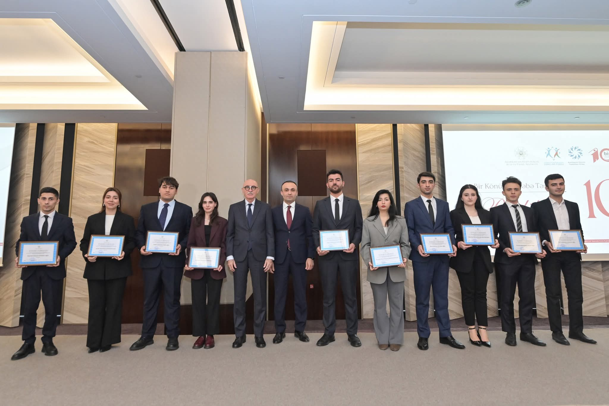 “Bir Könüllü” təşkilatının 10 illik yubiley tədbiri keçirilib