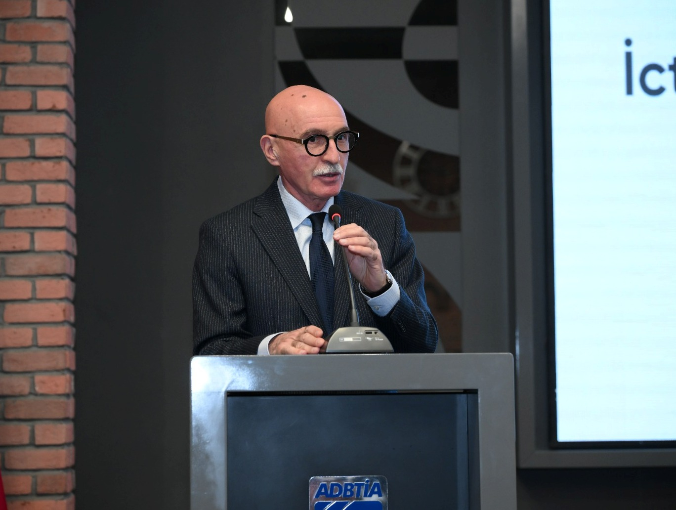 Nazir müavini Azərbaycan Tələbə Futbol Federasiyasının ümumi yığıncağında iştirak edib