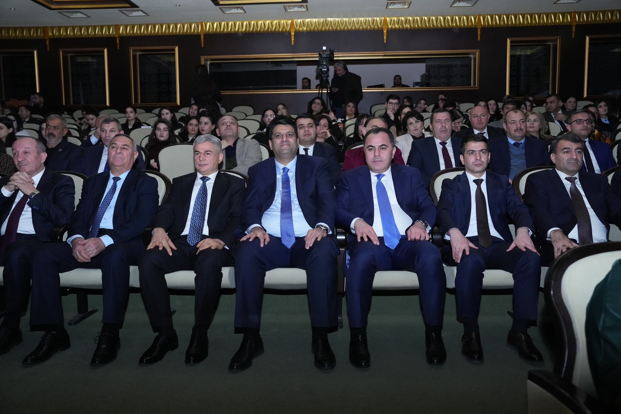 Elm və musiqi eyni səhnədə: Astrofizik alim NDU-ya gəlib