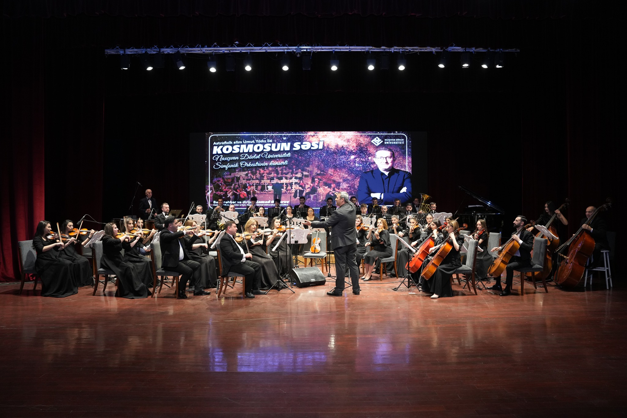 Elm və musiqi eyni səhnədə: Astrofizik alim NDU-ya gəlib