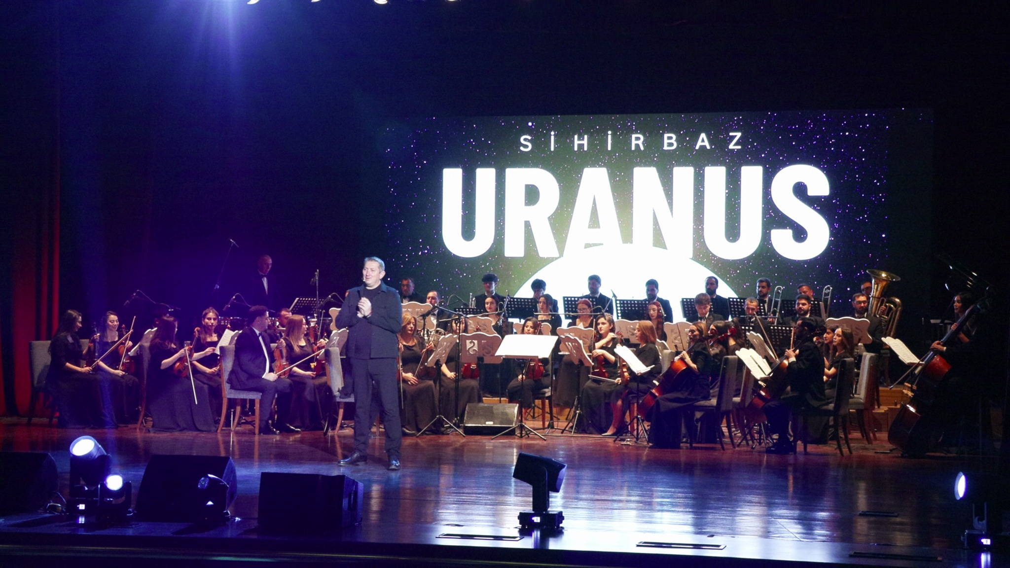 Elm və musiqi eyni səhnədə: Astrofizik alim NDU-ya gəlib