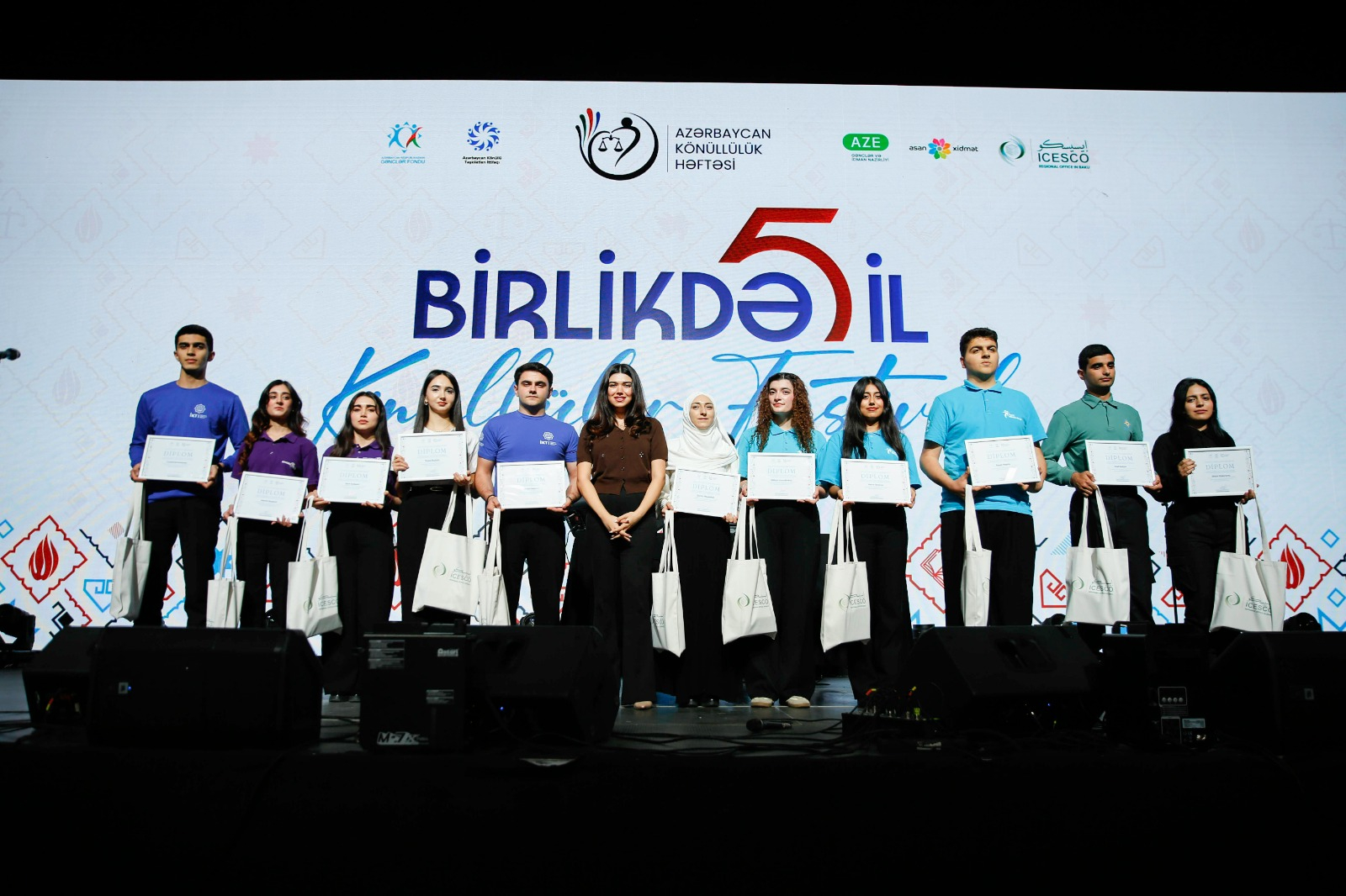 “Birlikdə 5 il” Könüllülər Festivalı baş tutub