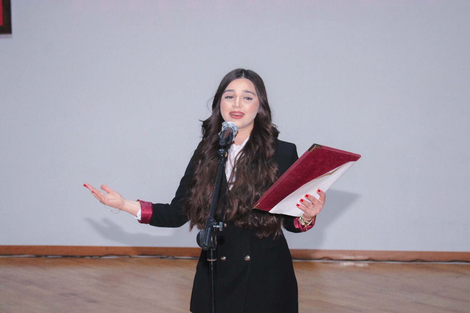 MDU-nun sədası: Şəkidə Xalq şairinin 100 illik yubileyi münasibətilə ədəbi-bədii tədbir keçirilib