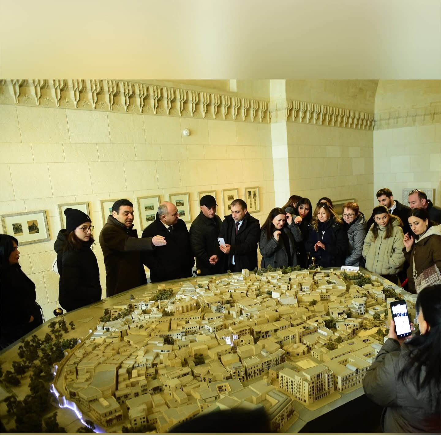 ETİHİ-nin əməkdaşları “İçərişəhər” Dövlət Tarix-Memarlıq Qoruğuna ekskursiya ediblər