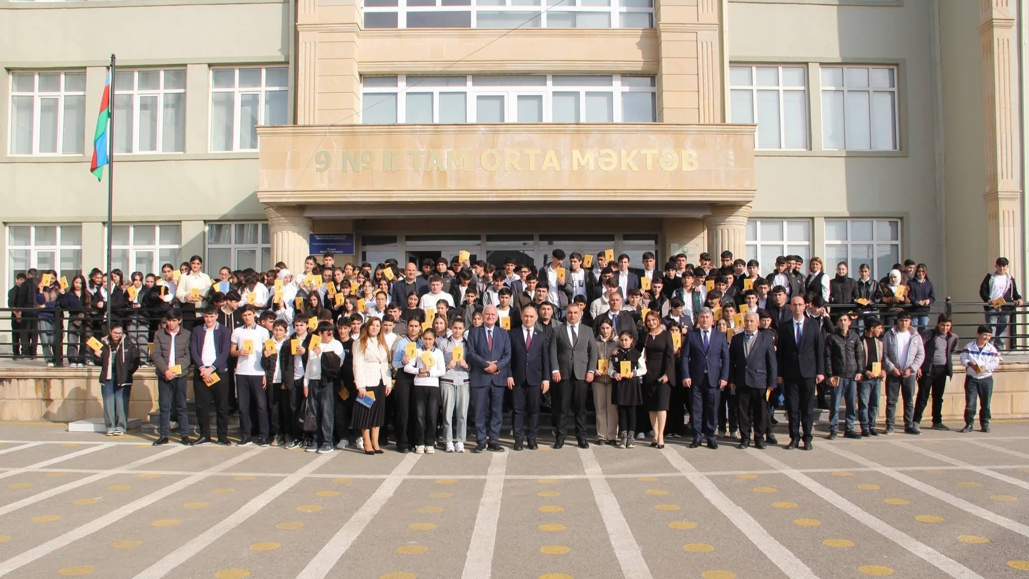 Cəlilabadda müəllim və şagirdlərlə görüş keçirilib