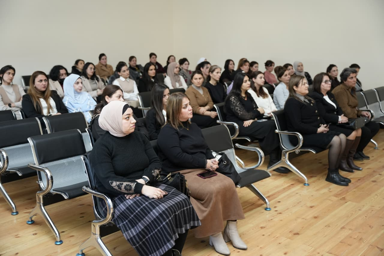 Astarada müəllimlərlə inklüziv təhsilin əhəmiyyəti müzakirə edilib