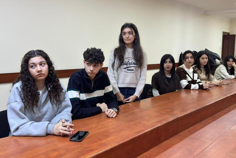 UNEC-də "Açıq qapı" günü keçirilib