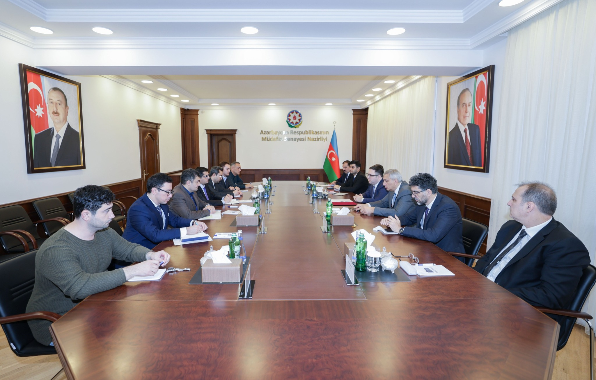 ADNSU ilə Müdafiə Sənayesi Nazirliyi arasında əməkdaşlıq müzakirə olunub