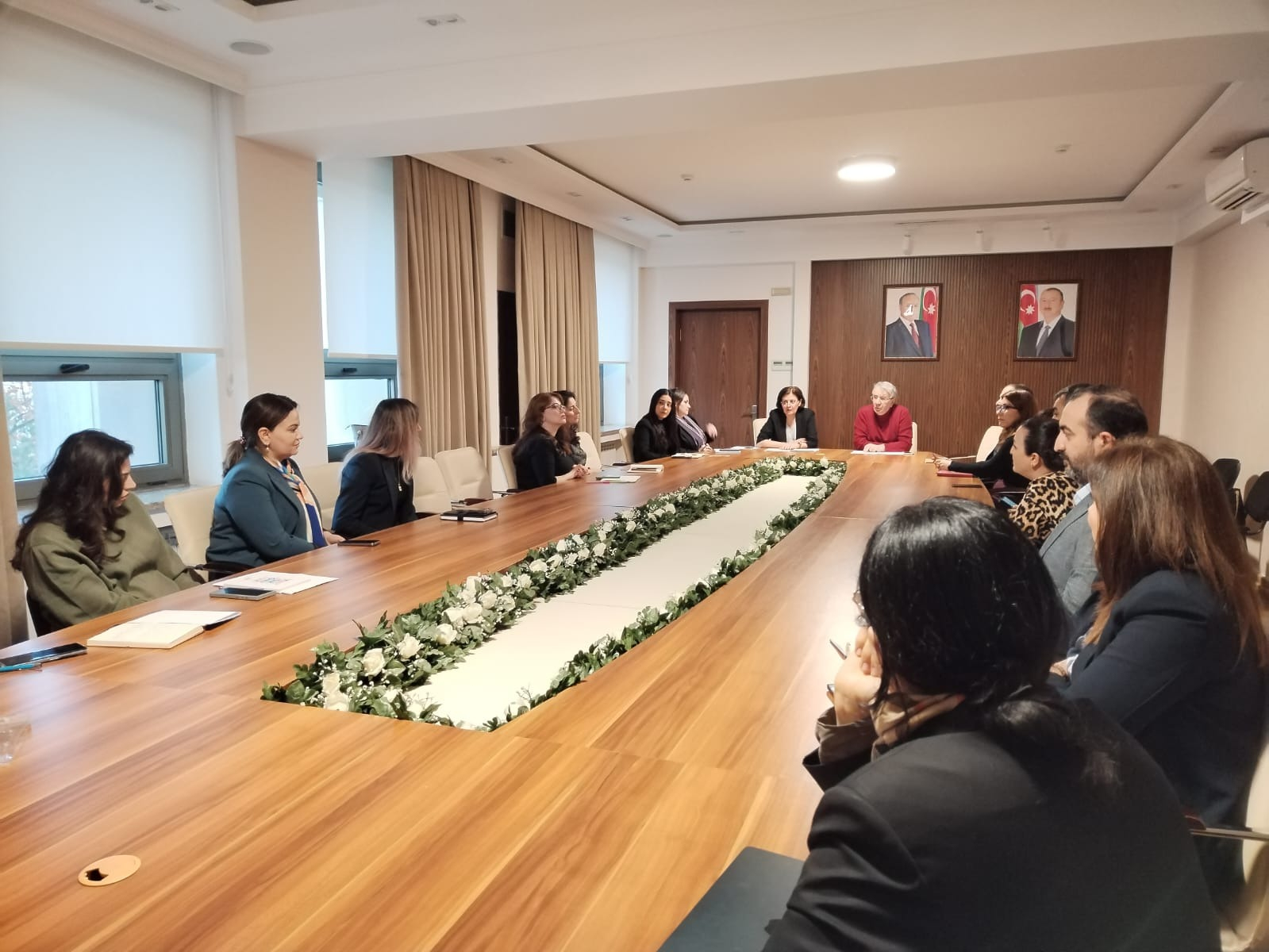 Humboldt mükafatına layiq görülmüş ilk azərbaycanlı alim AzMİU-da görüş keçirib