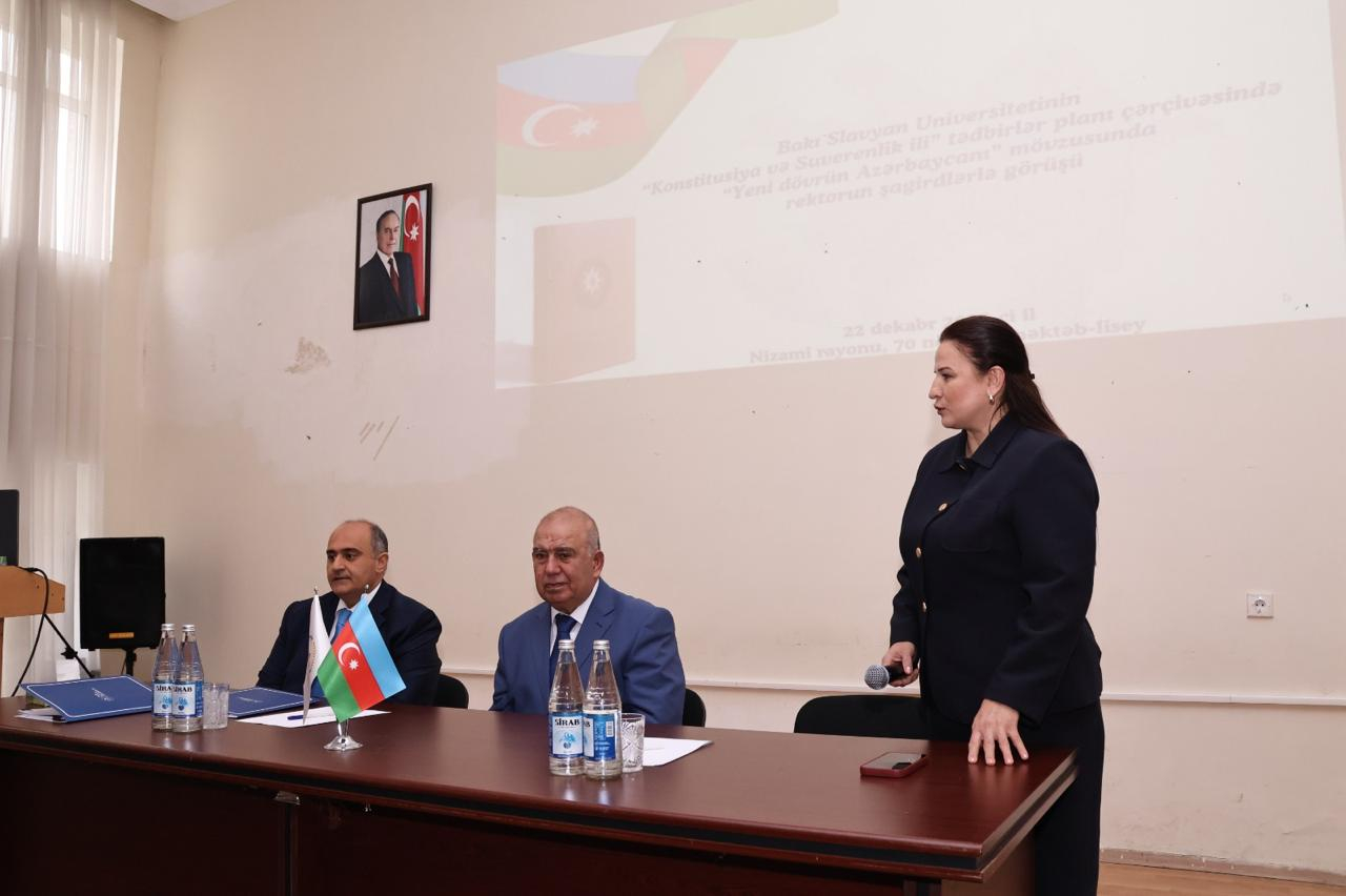 BSU-nun rektoru məktəblilərlə görüş keçirib