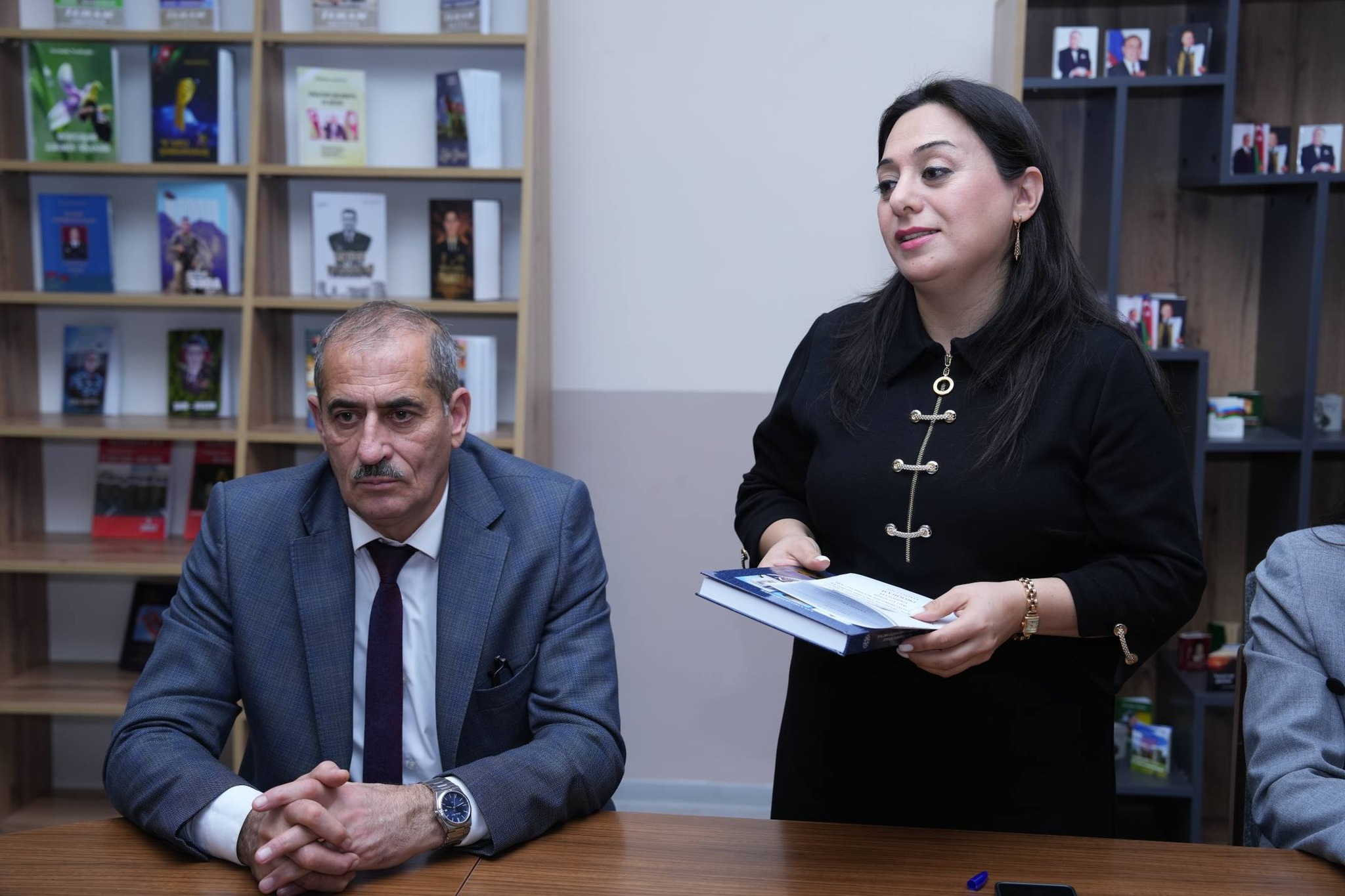 NDU-da Naxçıvanın memarlıq abidələri haqqında dərslik təqdim olunub