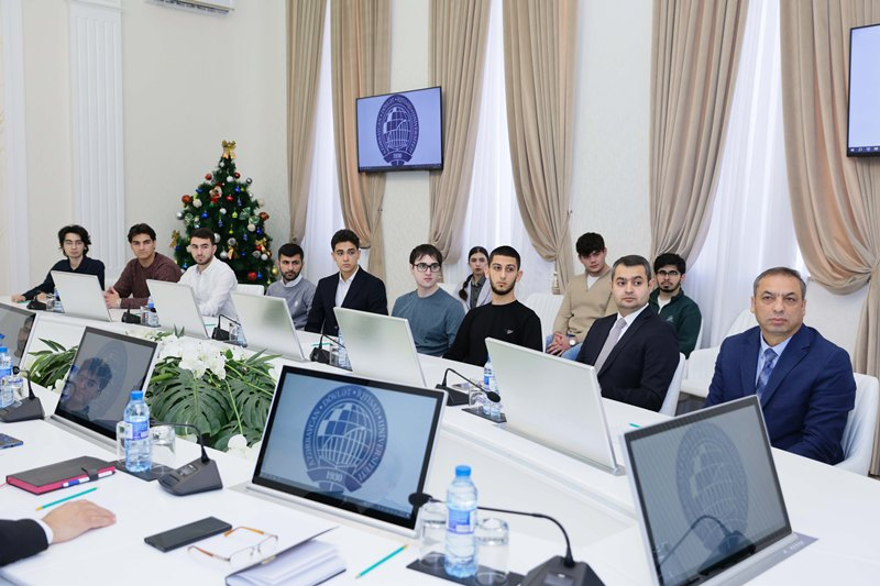 UNEC-də ilk dəfə universitet vəsaiti ilə tələbə startap müsabiqəsi keçirilir