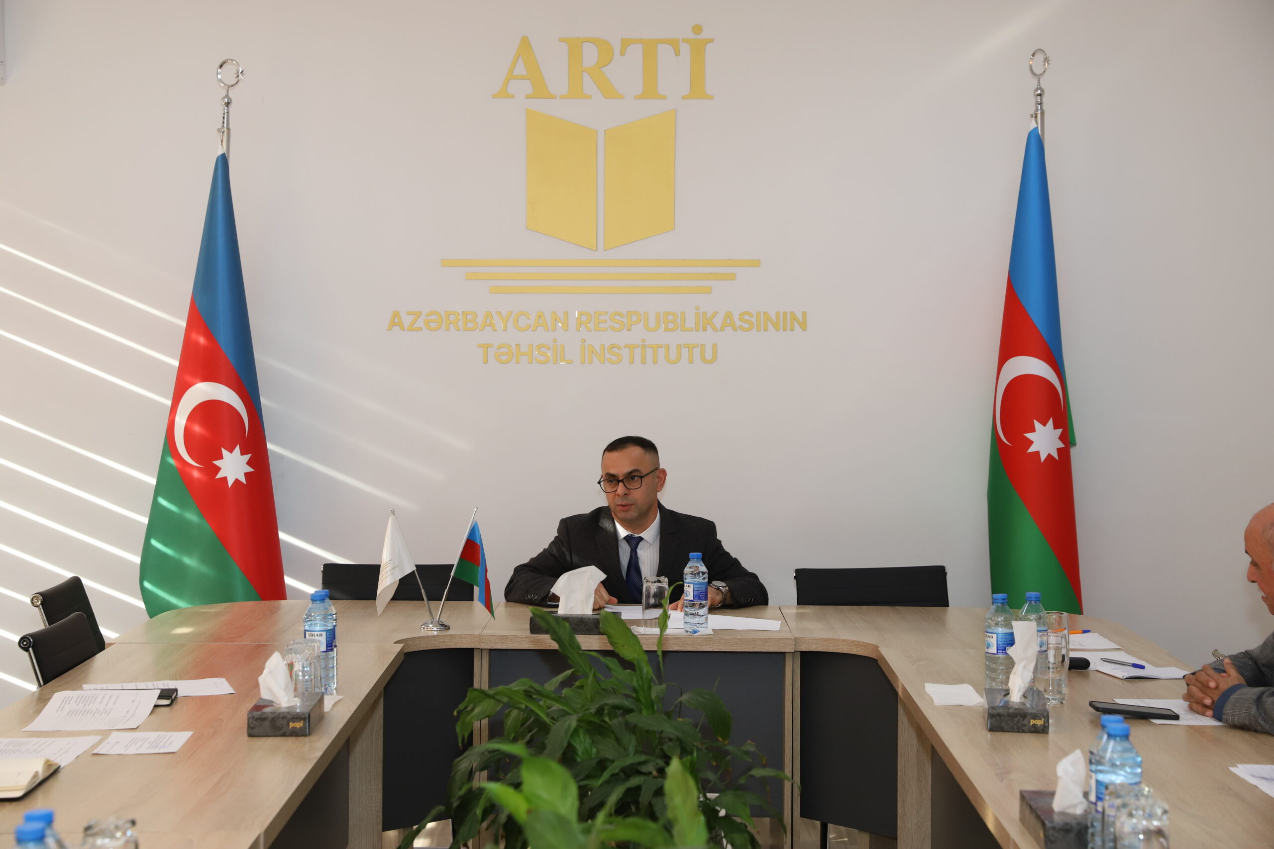 Doktorant və dissertantlar üçün doktorluq imtahanlarının payız sessiyası təşkil olunub